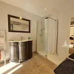 Pres De Toul Avec Parking Prive Et Terrasse - Fr-1-584-361 Ferienhaus