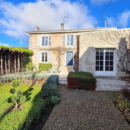 Pres De Toul Avec Parking Prive Et Terrasse - Fr-1-584-361 * Blenod-les-Toul