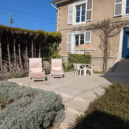 Pres De Toul Avec Parking Prive Et Terrasse - Fr-1-584-361 *