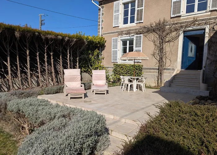 Pres De Toul Avec Parking Prive Et Terrasse - Fr-1-584-361 *